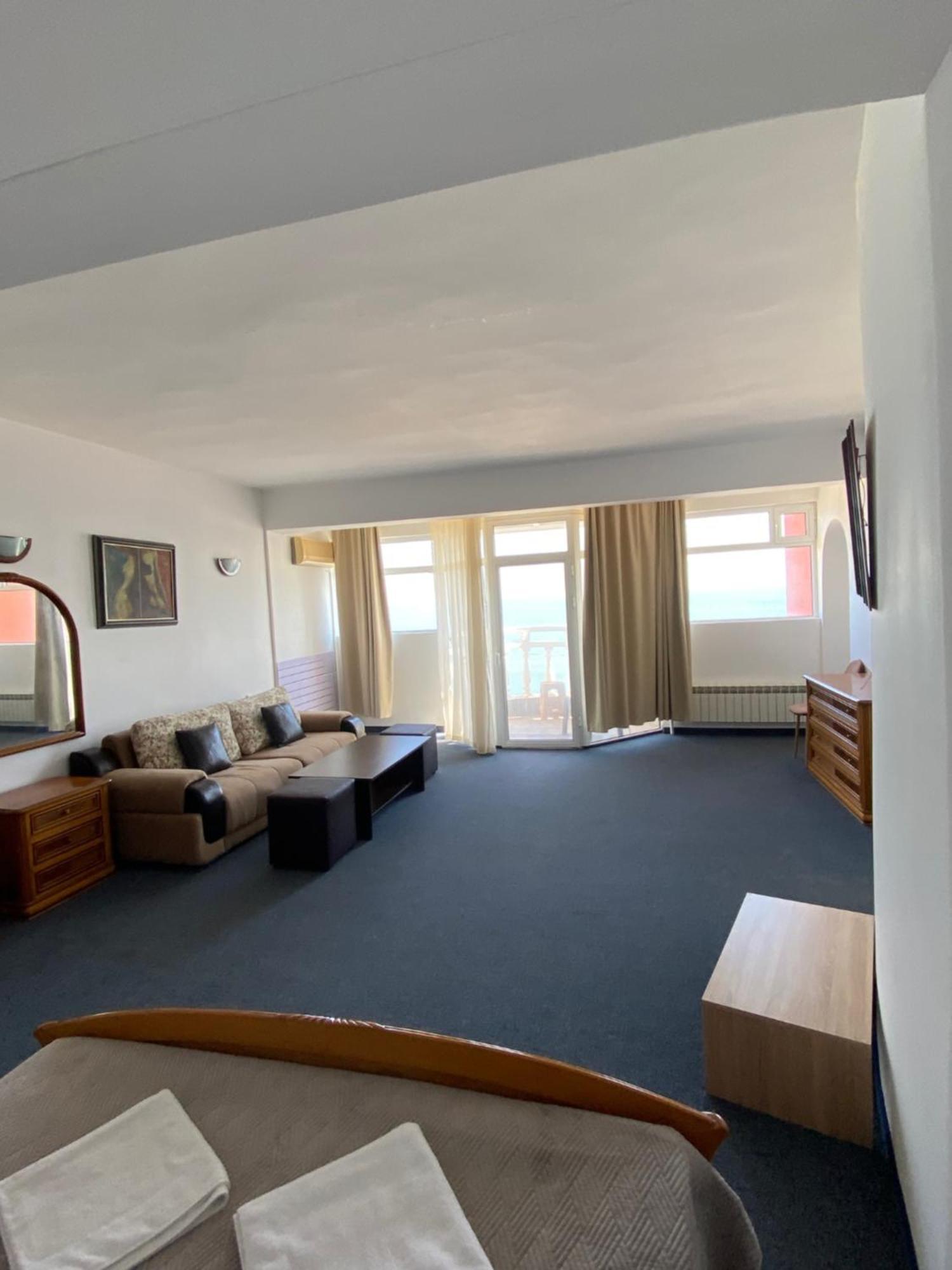 Hotel Noy Варна Екстериор снимка